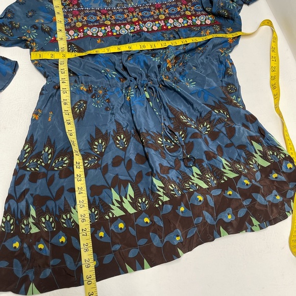 Johnny was embroidered 100% silk long sleeves tunic size M - Picture 10 of 10